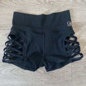 Bombshell Sportswear - SPELLBINDING SHORTS - Black